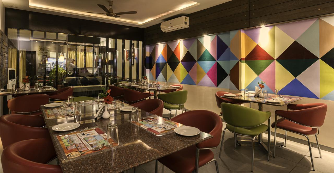 Sunshine Hotel Raigarh Bagian luar foto